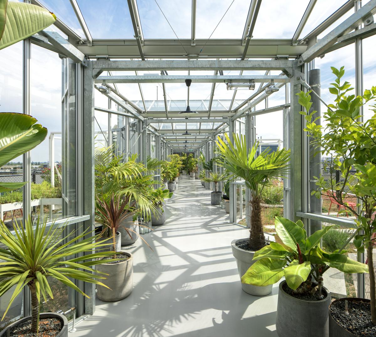 Zoku Apart-hotel 4*